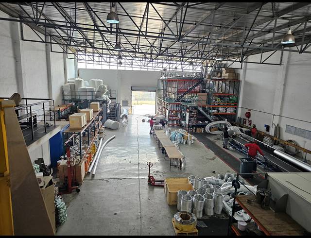 1,768M² FACTORY FOR SALE IN LANSERIA
